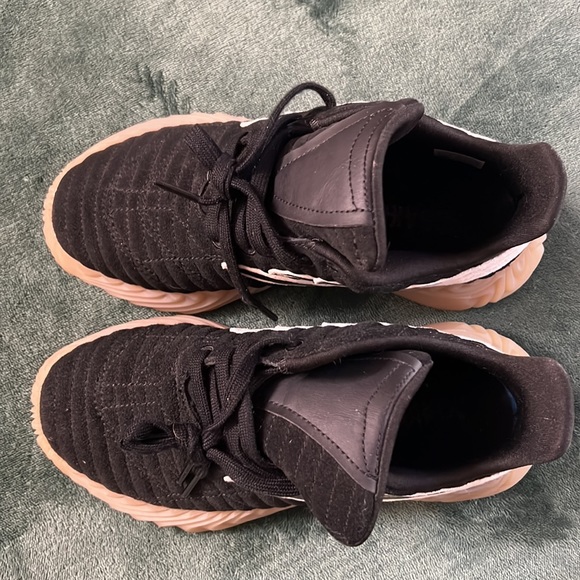 adidas SOBAKOV 'BLACK GUM - Picture 2 of 5